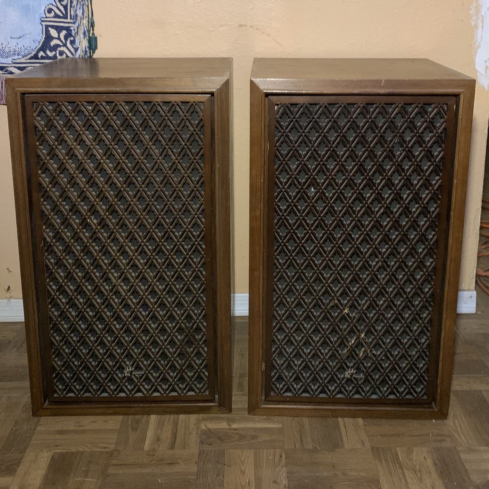Vintage Sansui SP-2000 Floor Speakers