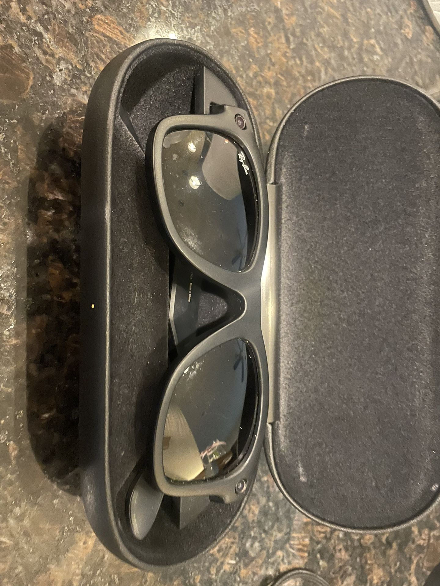 Rayban Meta Gen 1 Matte Black Wayfarer