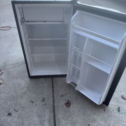 FRIGIDAIRE 4.3 Mini Fridge  19 1/4” wide  22” deep  32 1/2” tall