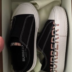 Toddler Burberry  7C