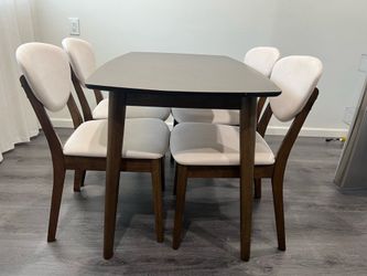 Dining table with 4 chairs