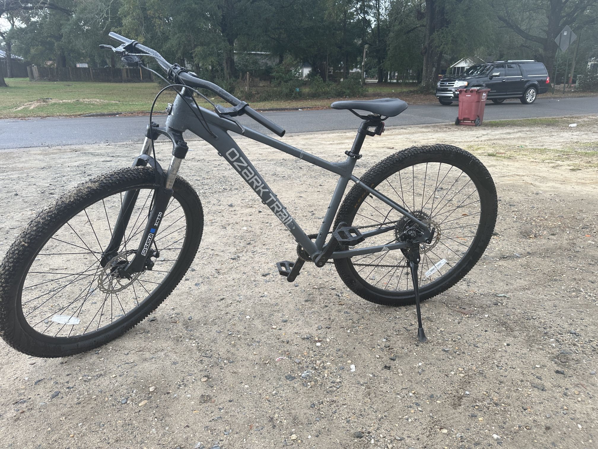 Ozark Trail Mountain Bike