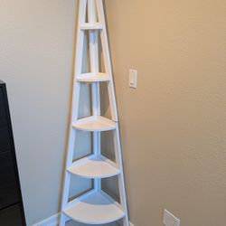 Whit Corner Shelf