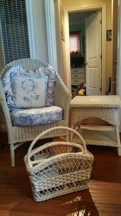 3 piece living room or bedroom set