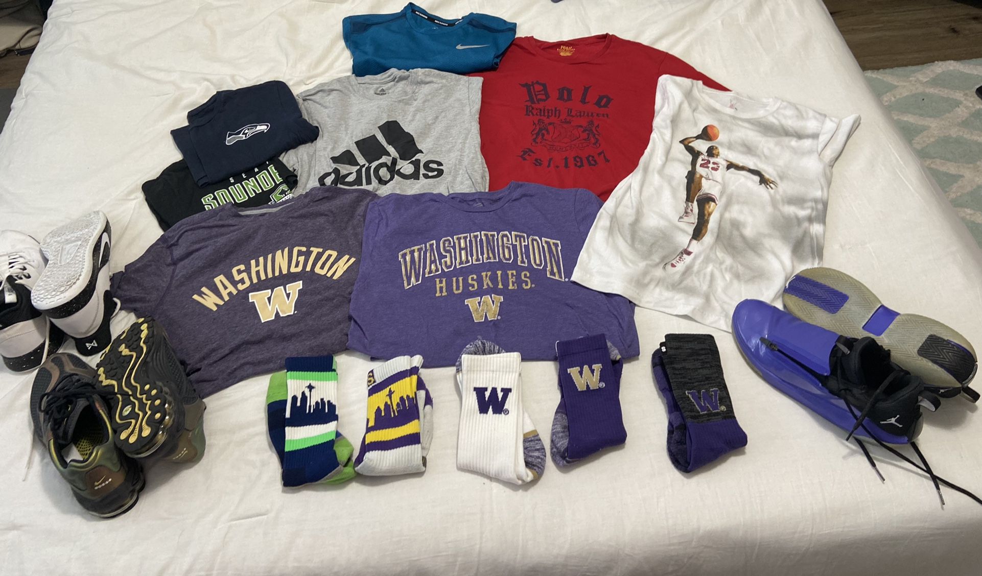 Name Brand Kid’s T-shirts/Seattle Sports Teams size S/M