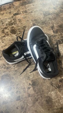 Vans Old Skool Leather Sneakers