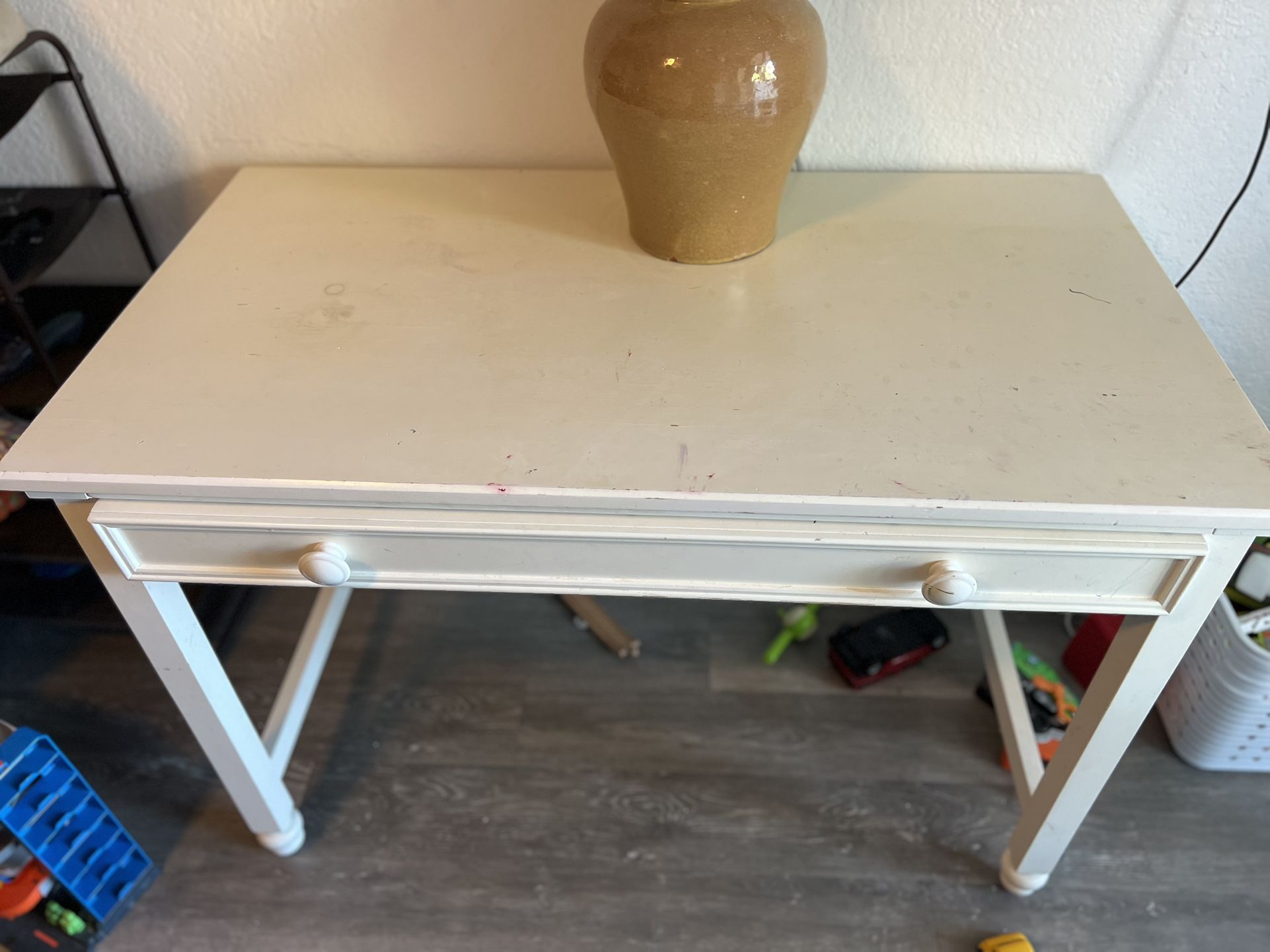 White Desk