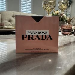 Prada Paradoxe Perfume 
