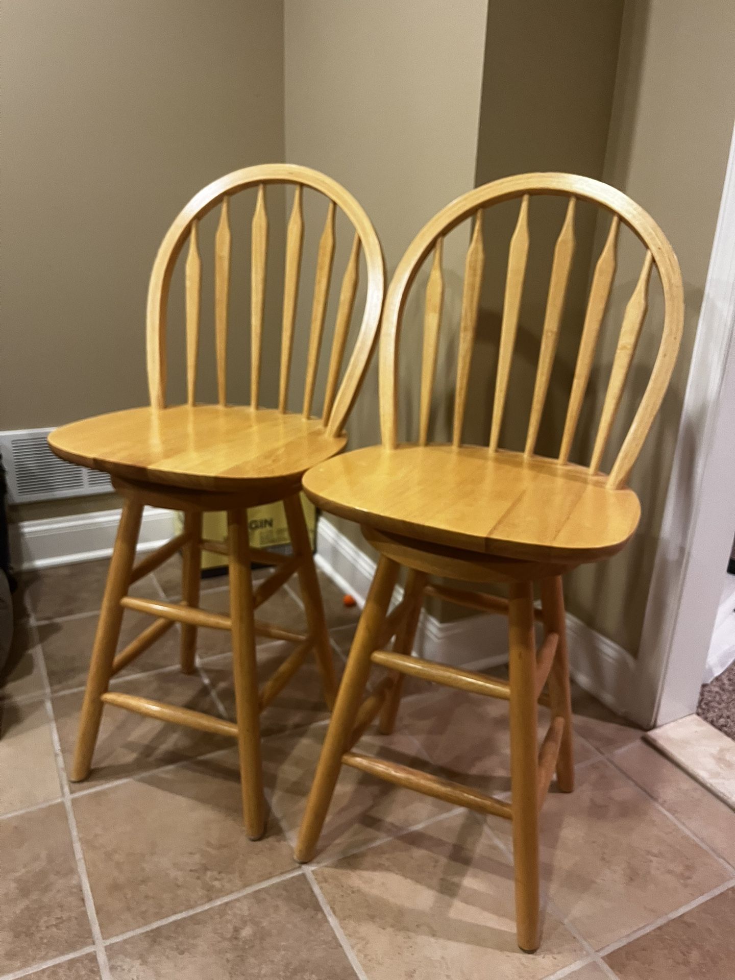 Set Of 2 Counter Height Swivel Stools 