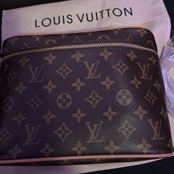 Lv bag used makeup vanity