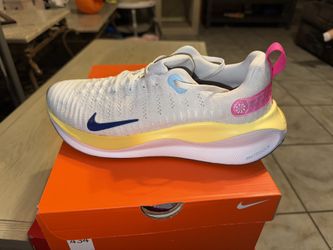 NIKE REACTX INFINITY RUN 4