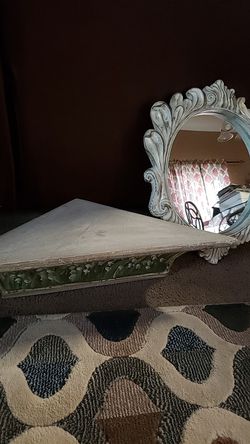 Decorative Corner Shelf w/Mirror