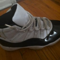 Air Jordan 11 Men's  High 8 1/2 (Restoration Project)
