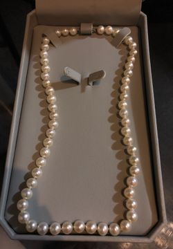 Shane Co. pearl necklace for Sale in San Diego CA OfferUp