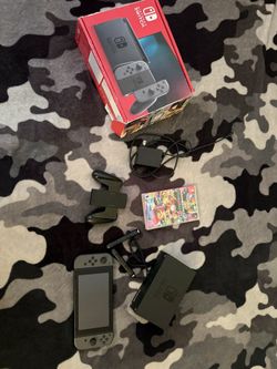 Nintendo Switch With Mariokart Deluxe 8