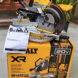 DEWALT 20v  MAX XR Cordless 10” Dual Bevel Miter Saw (Tool Only)