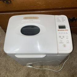 Breadman Plus TR800 Bread Making Machine 