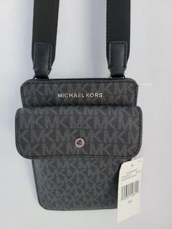 New Michael Kors Phone Bag