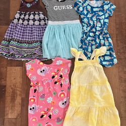 Cute Toddler Little Girls Dress Bundle Lot Size 4 4T  5 dresses total all in good condition and one is new with tags   Size 4T   Brands include H&M, T