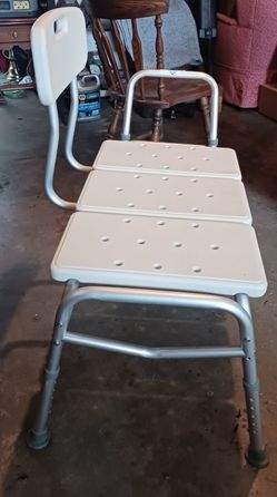 Medline Transfer Bench with Blow-Molded Seat and Back MDS86952