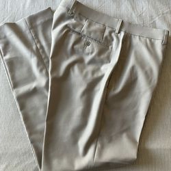 Calvin Klein Men’s Tan Khaki Pants • 34 X 30 • Like New