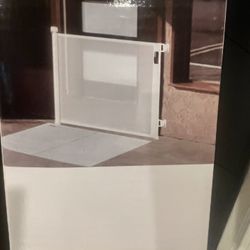 (NEW) Retractable White Mesh Baby Gate 