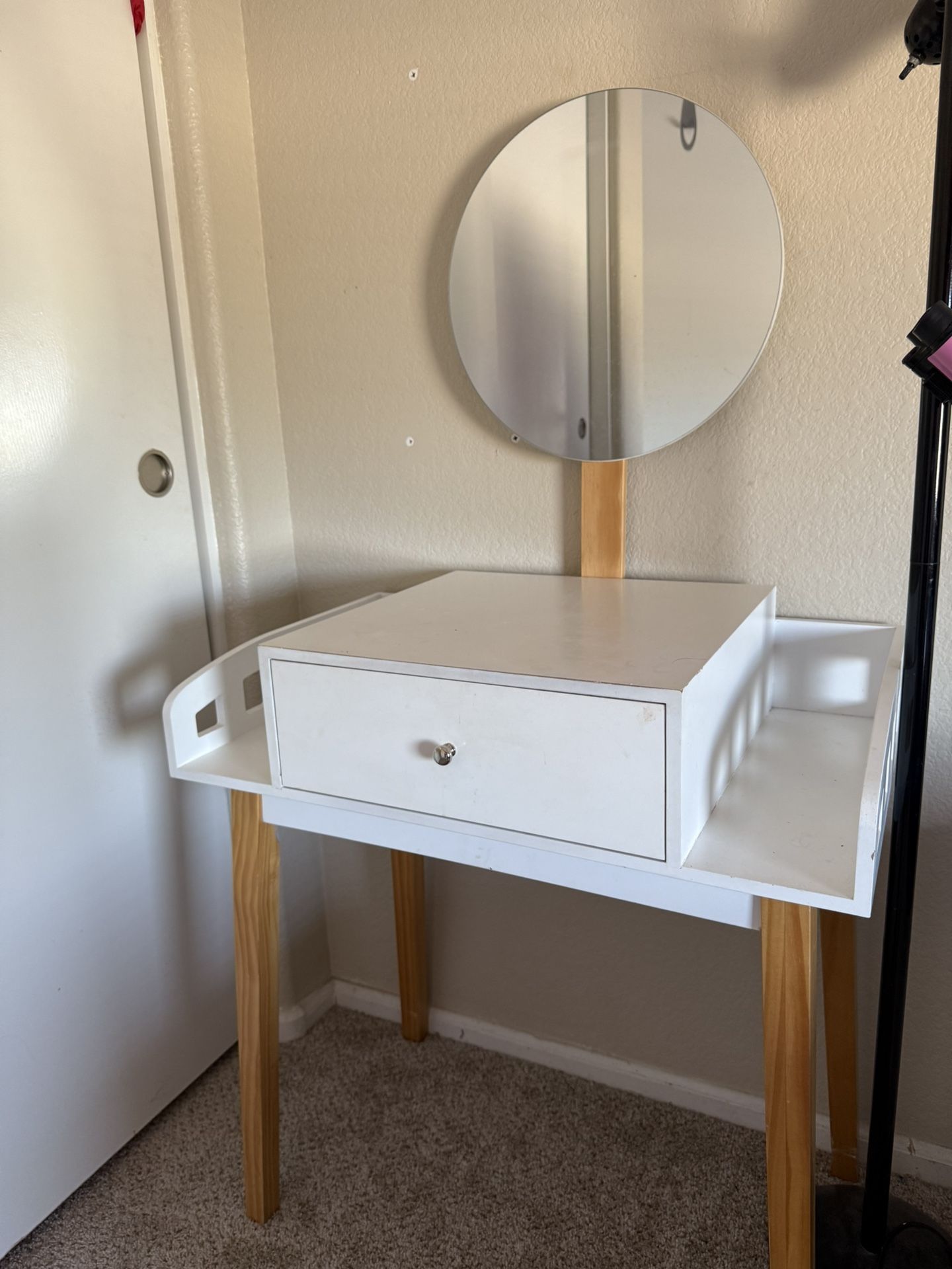 Vanity Desk