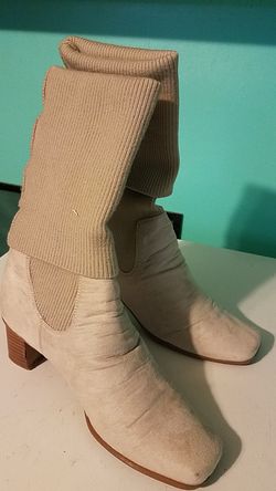 Knee high suede boots beige Sz 10w