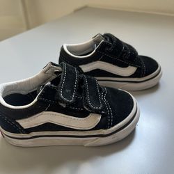 Toddler Vans Shoes Size 4.5 