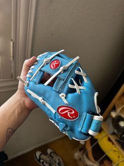 Youth baseball glove