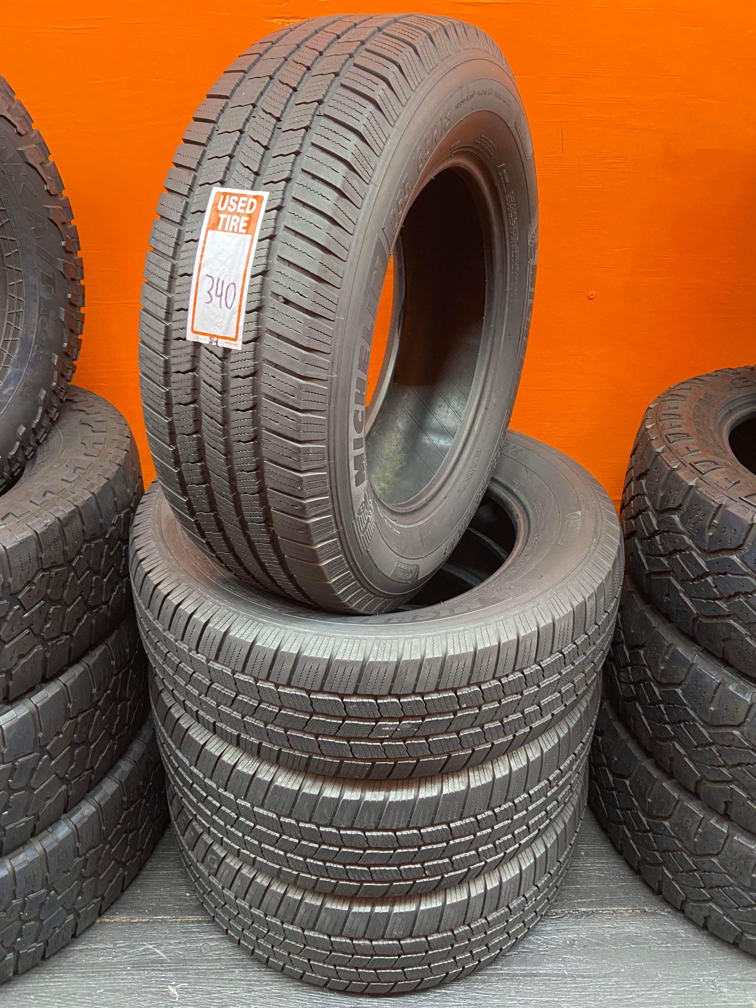 255/65R18 Michelin Defender LTX Full Tire Set for Sale in Arlington, TX ...