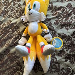 17” tails plush 