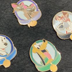 Disney Hidden Mystery Pins Si & Am, Pluto, 101 Dalmatians, & Dog Lady & The Tramp. $15 Each 