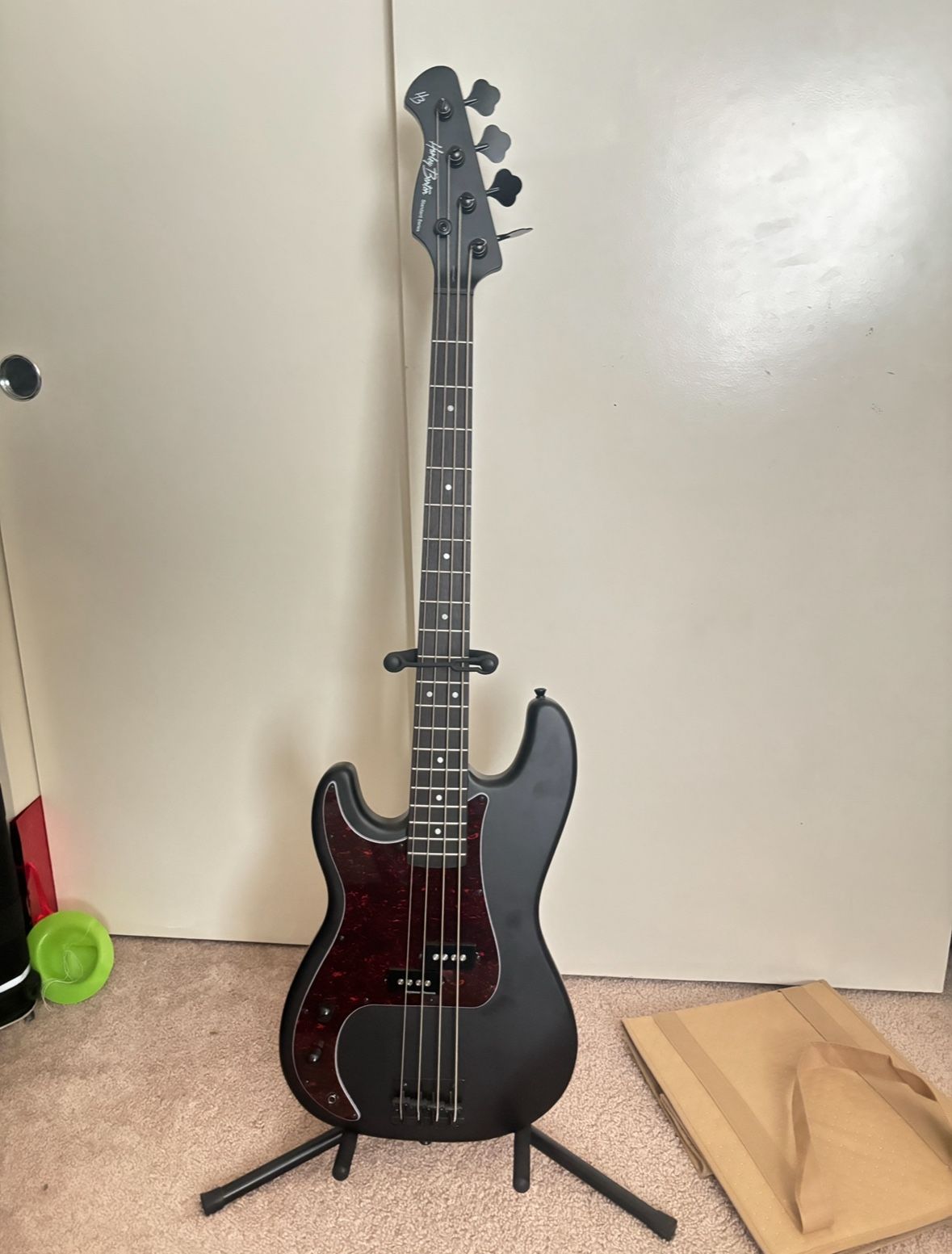 left handed Harley Benton Standard Series bass guitar