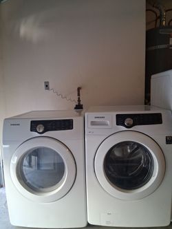 Samsung Front Load Washer and Gas Dryer Set