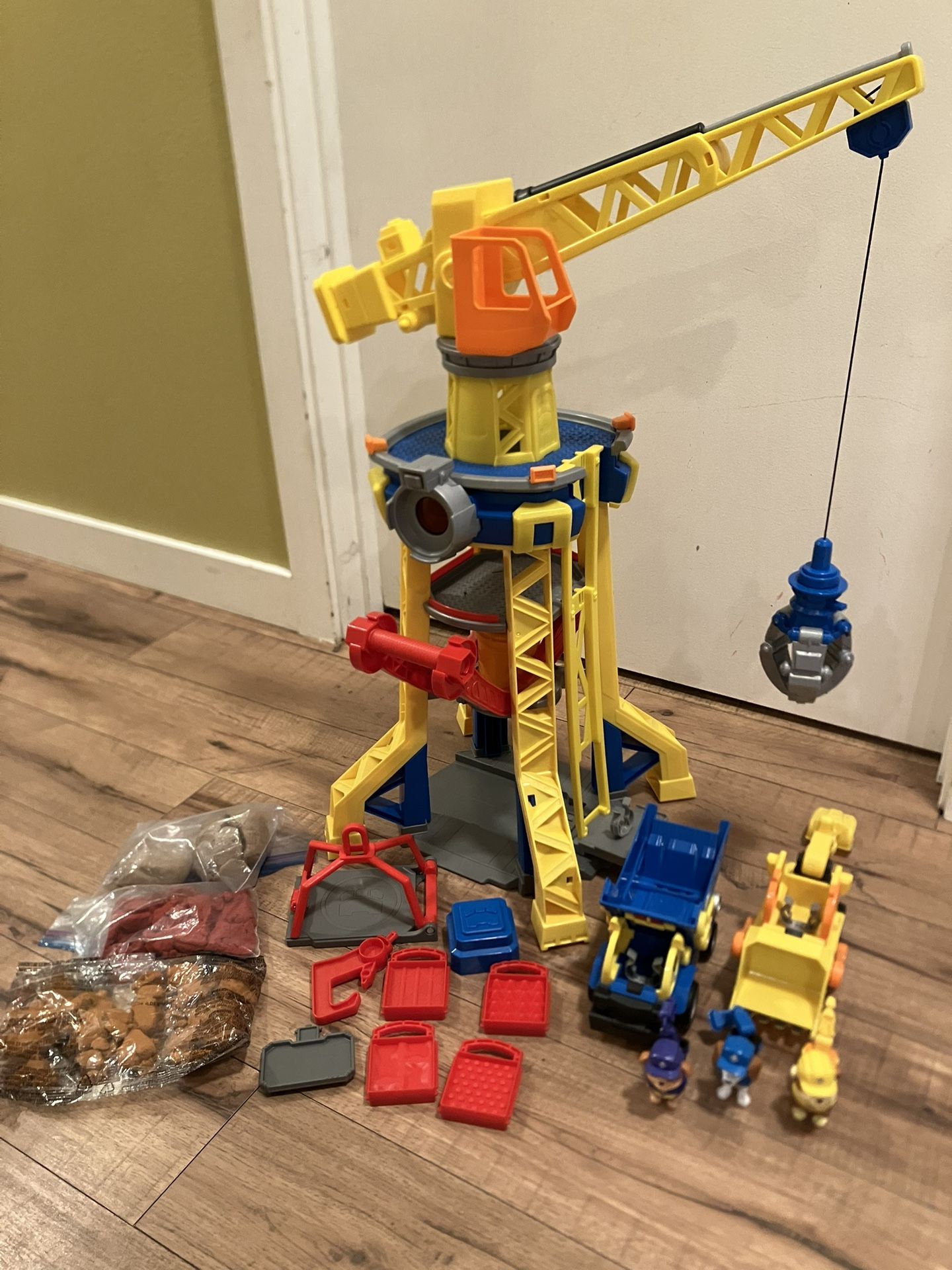 PAW Patrol Rubble And Crew Barkyard Tower Playset