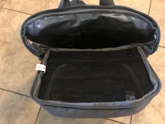 Travis Mathew Backpack Cooler Brand New for Sale in Gilbert AZ