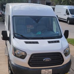 2017 Ford Commercial Vans