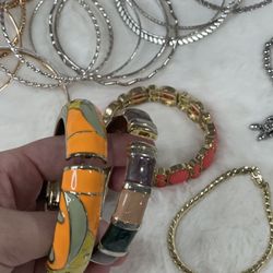 Bracelets Jewelry Over 25 PCs Lot Everything Included For $25