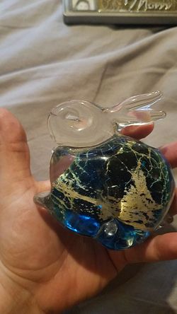 Perfect condition Malta glass bunny paperweight