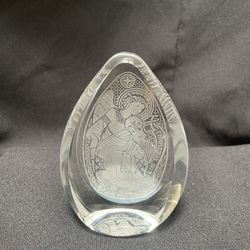 Rare Wedgwood Christmas 1975 Glass Paperweight 
