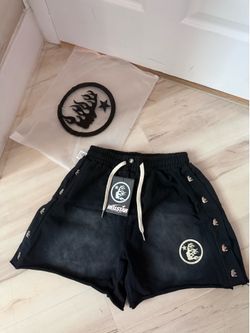 Hellstar Shorts ⚫️
