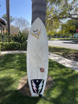 5’8 Short Board With Travel Bag