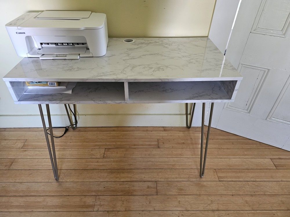 White MARBLE Desk Perfect Condition
