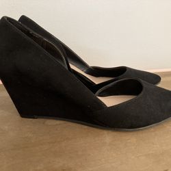Kelly and Katie Fassi 6.5 wedges heels shoes black womens
