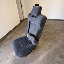 AMF Bruns Smartfloor Removable Van Seats – Mobility / Shuttle Seats – Set of 2