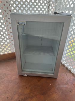 ✨ Mini Refrigerator – Compact, Stylish & Perfect for Any Space! ✨