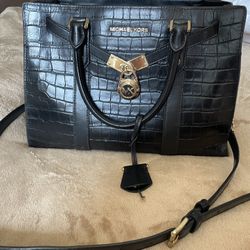 Michael Kors Leather Hand Bag