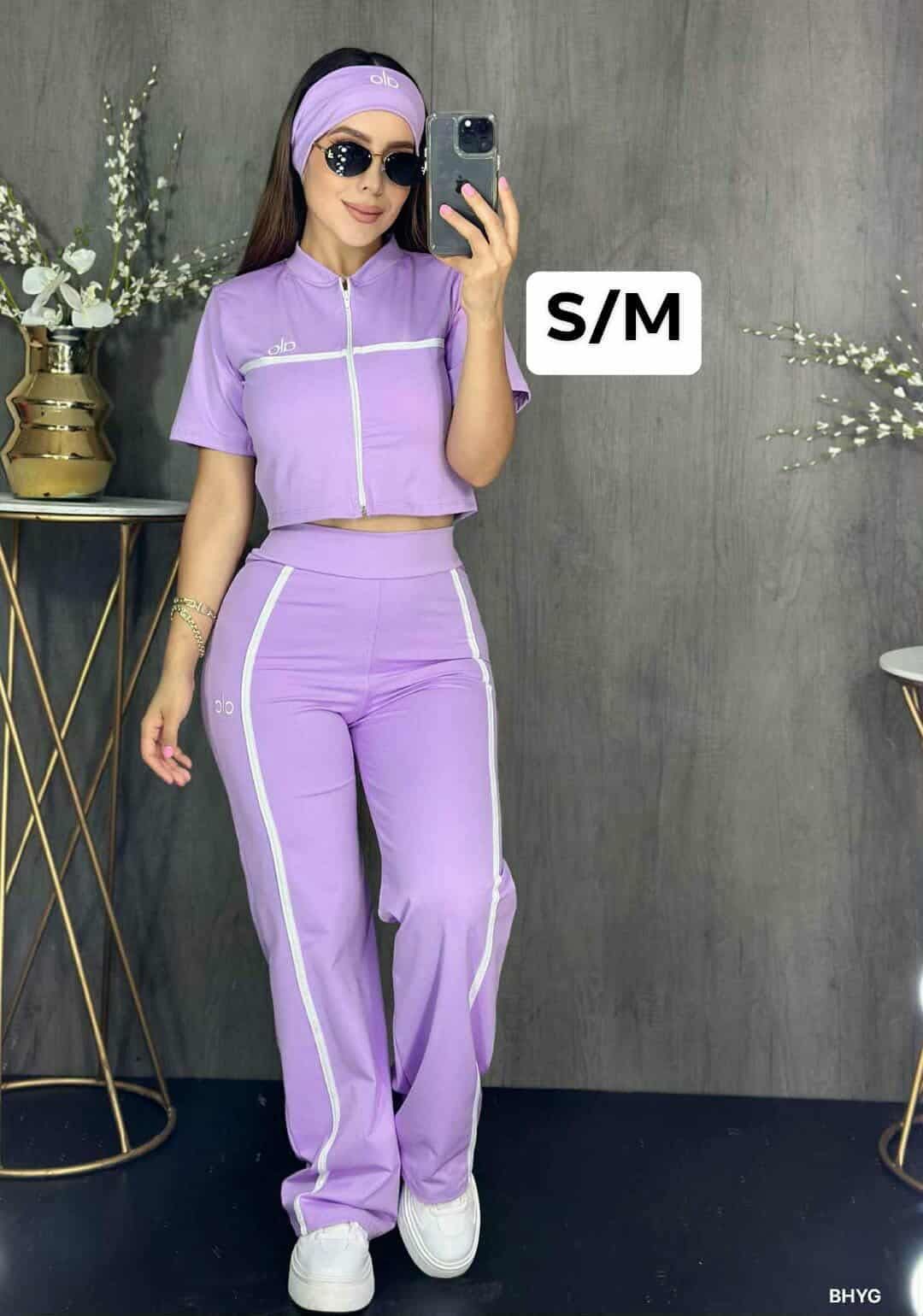 New Women’s 2 Piece Set Size S/M