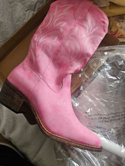 $40 new size 6.5 pink boots woman